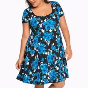 NWT Floral Textured Skater A-Line Dress